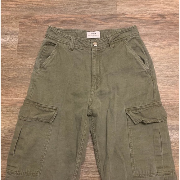 COTTON ON ARMY GREEN CARGO PANTS WOMENS SIZE 4 - Picture 1 of 6